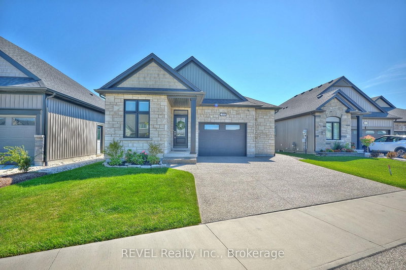 99 Homestead Dr, Niagara-on-the-Lake, L0S 1J0 | Image 2