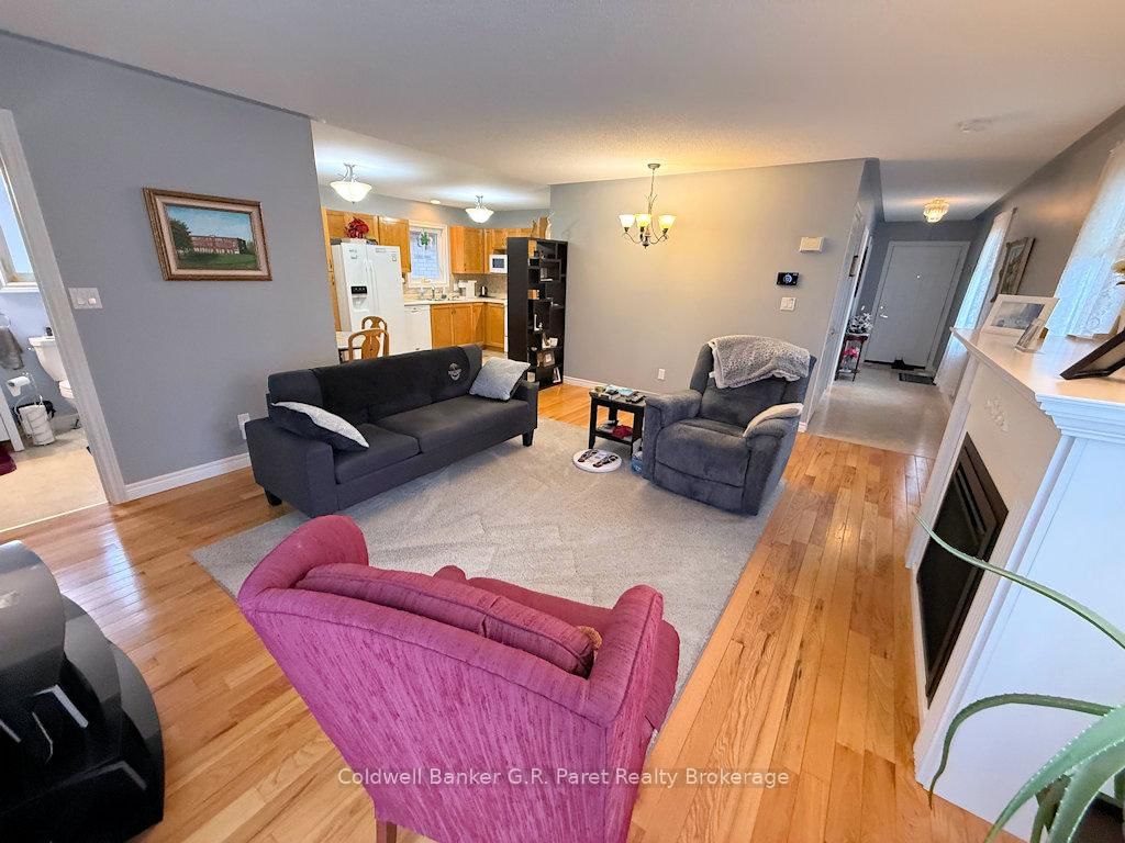224 Baldwin Street • Tillsonburg, ON photo 6