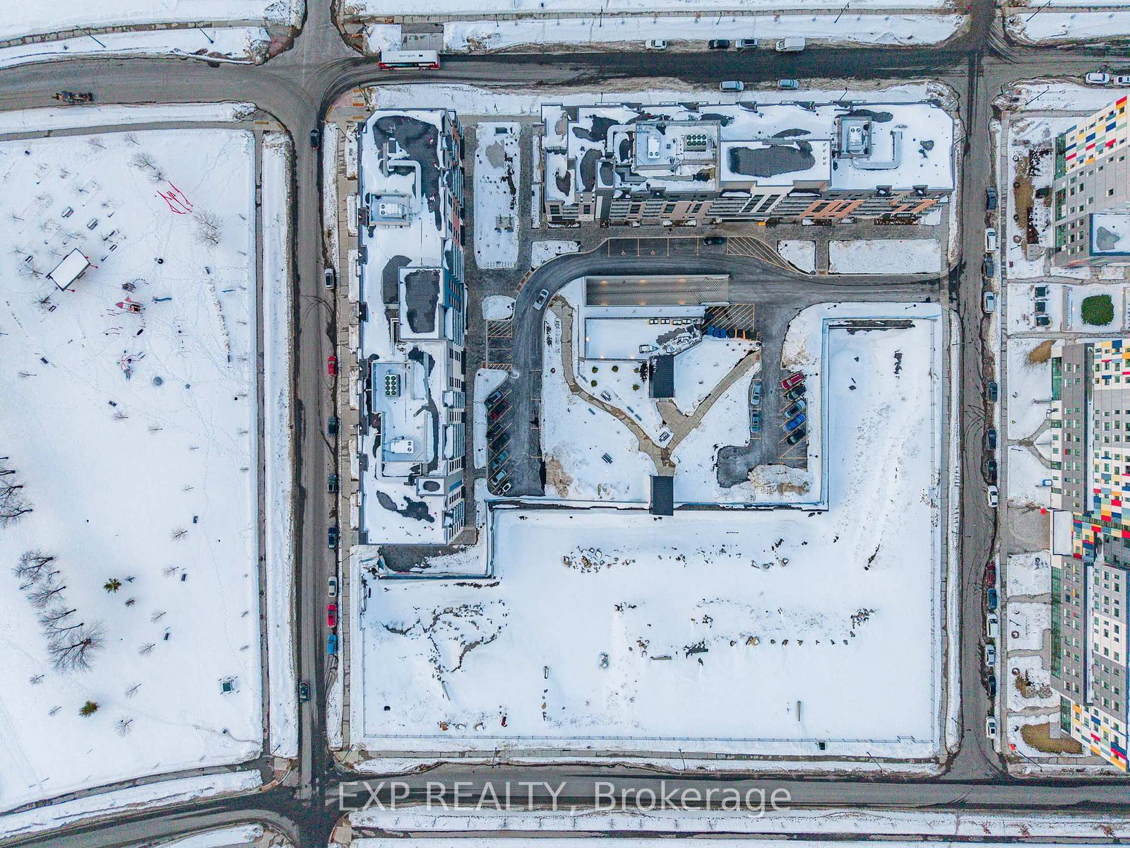 1350 Hemlock Road, Unit 220 - Photo 43