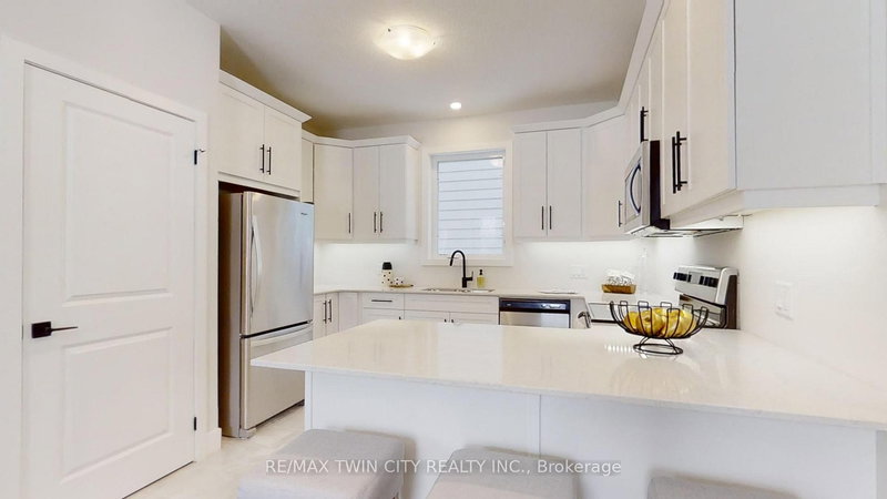 67 Julie Cres, London South, N5X 3X4 | Image 3