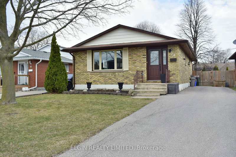 24 Dyer St, St. Thomas, N5R 5K3 | Image 2