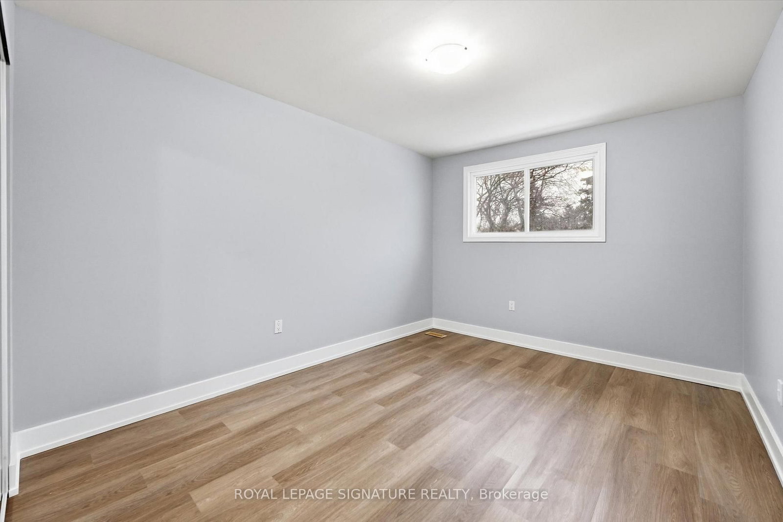 Townhouse for sale at 9-100 Quigley Road, Hamilton, Ontario, L8K 6J1 - Vincent - MLS: X12808716