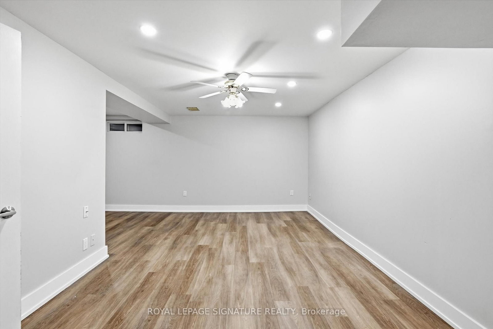 Townhouse for sale at 9-100 Quigley Road, Hamilton, Ontario, L8K 6J1 - Vincent - MLS: X12808716