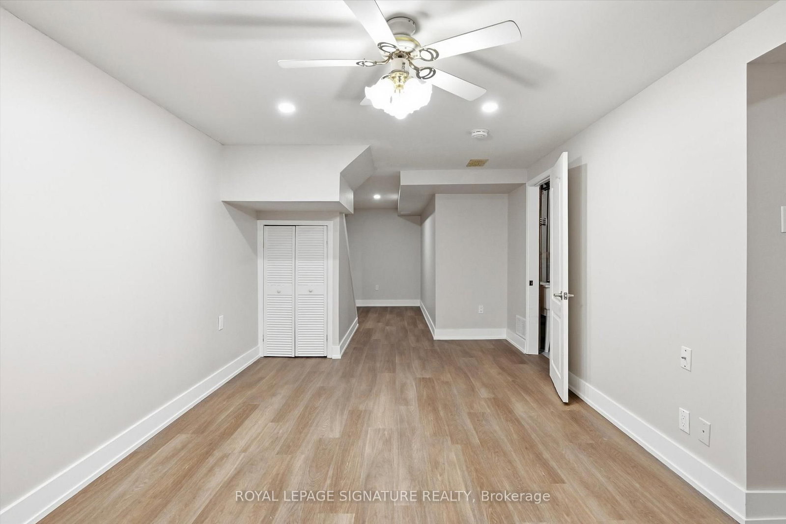 Townhouse for sale at 9-100 Quigley Road, Hamilton, Ontario, L8K 6J1 - Vincent - MLS: X12808716