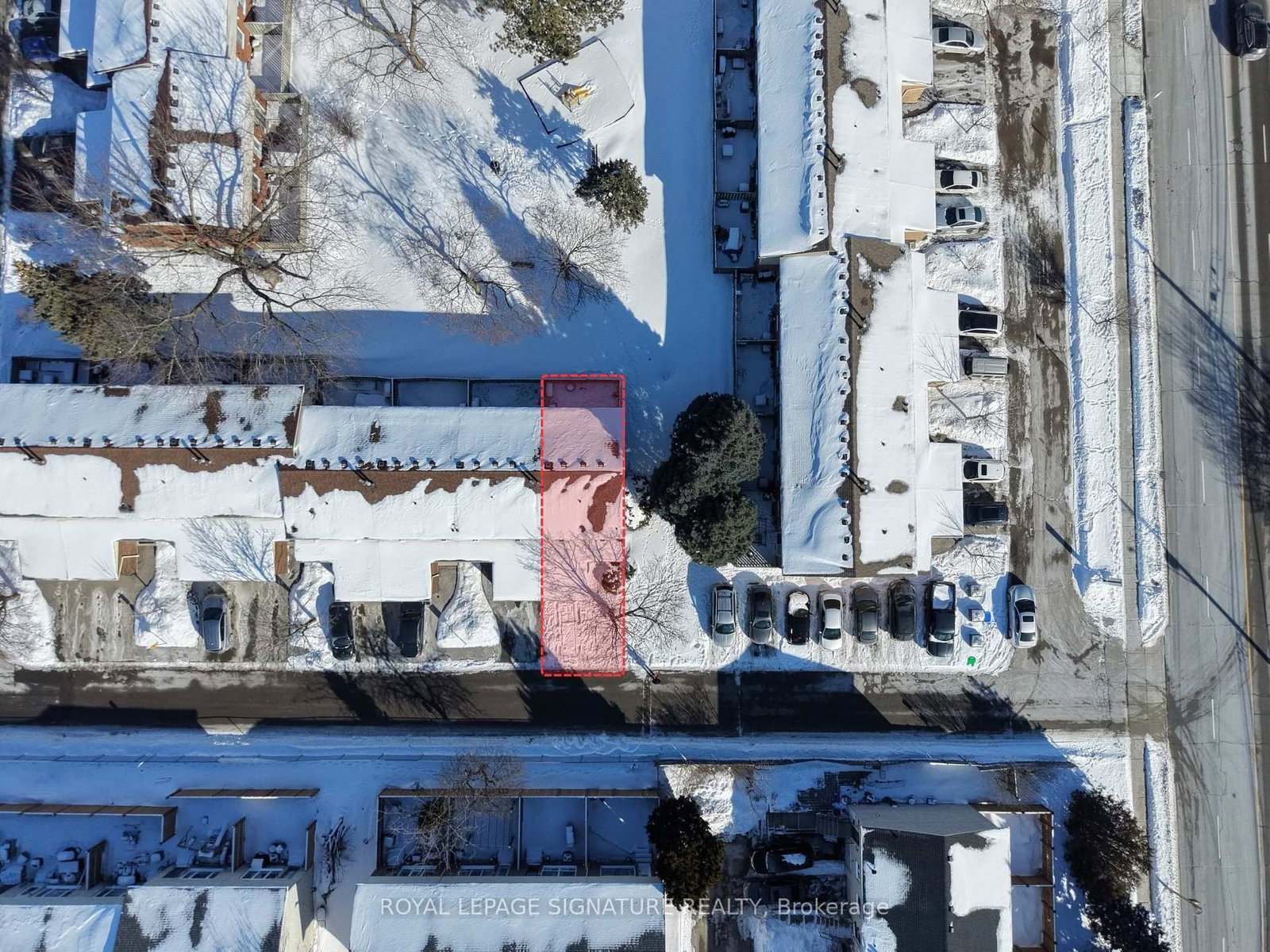 Townhouse for sale at 9-100 Quigley Road, Hamilton, Ontario, L8K 6J1 - Vincent - MLS: X12808716