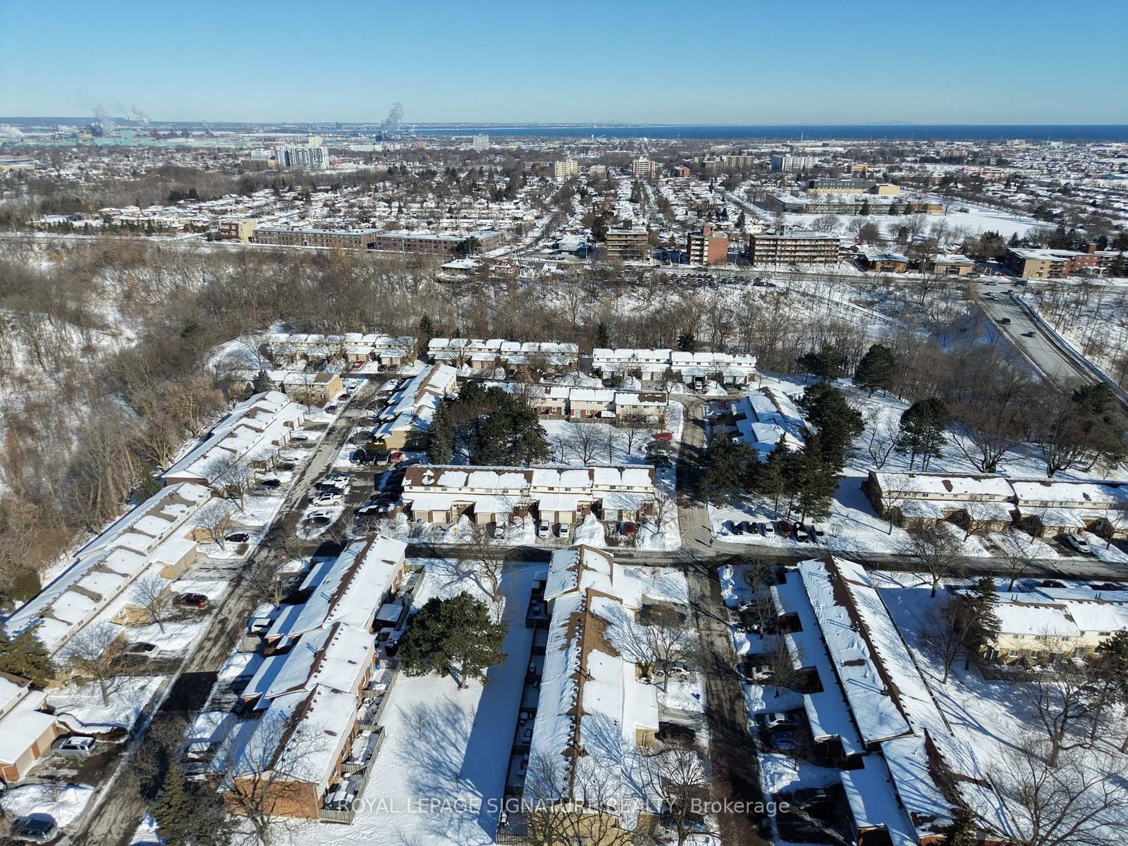 Townhouse for sale at 9-100 Quigley Road, Hamilton, Ontario, L8K 6J1 - Vincent - MLS: X12808716