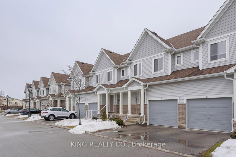 7 - 60 Canterbury Dr, St. Catharines, L2P 0E7 | Image 2