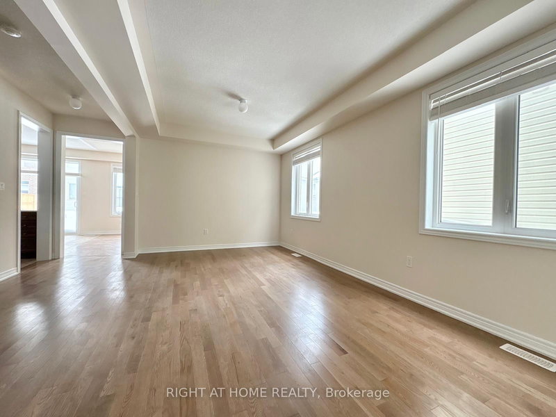 675 Anishinaabe Dr, Shelburne, L9V 3Y5 | Image 3