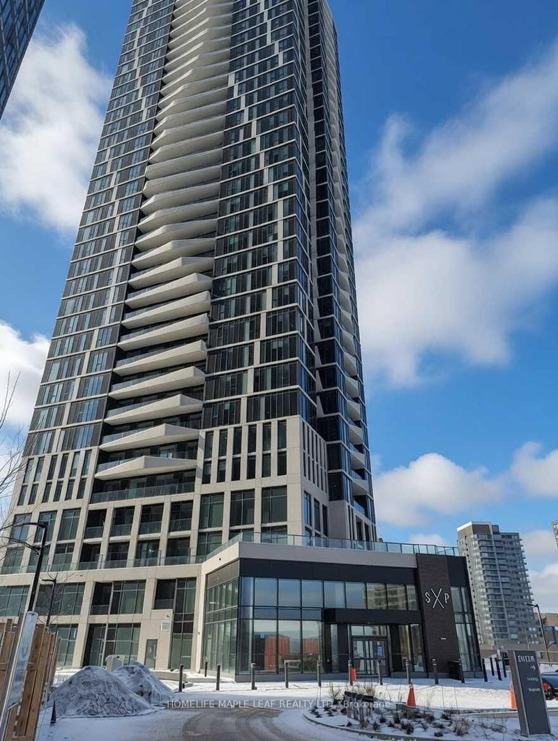 home for lease on 504-25 WELLINGTON Street S