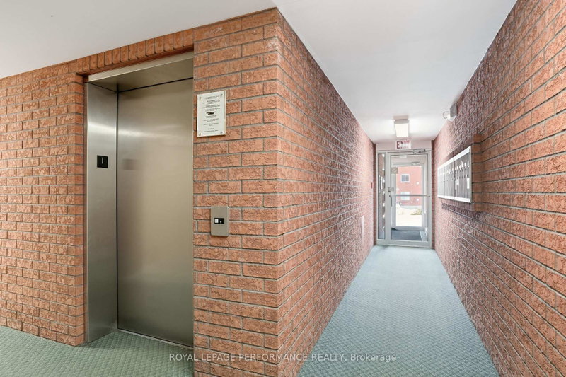 112 - 1101 Clement Street