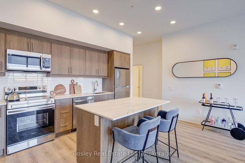 111 - 1333 Weber St E, Kitchener, N2A 1C2 | Image 2