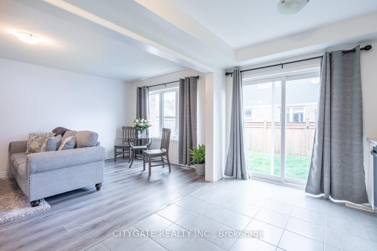 Townhouse for sale at 69 Mcmonies Drive, Hamilton, Ontario, L8B 0A5 - Waterdown - MLS: X12810870