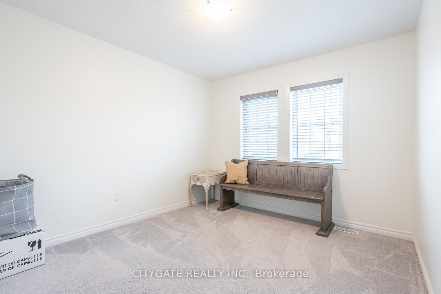 Townhouse for sale at 69 Mcmonies Drive, Hamilton, Ontario, L8B 0A5 - Waterdown - MLS: X12810870