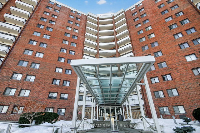 708 - 20 Chesterton Drive