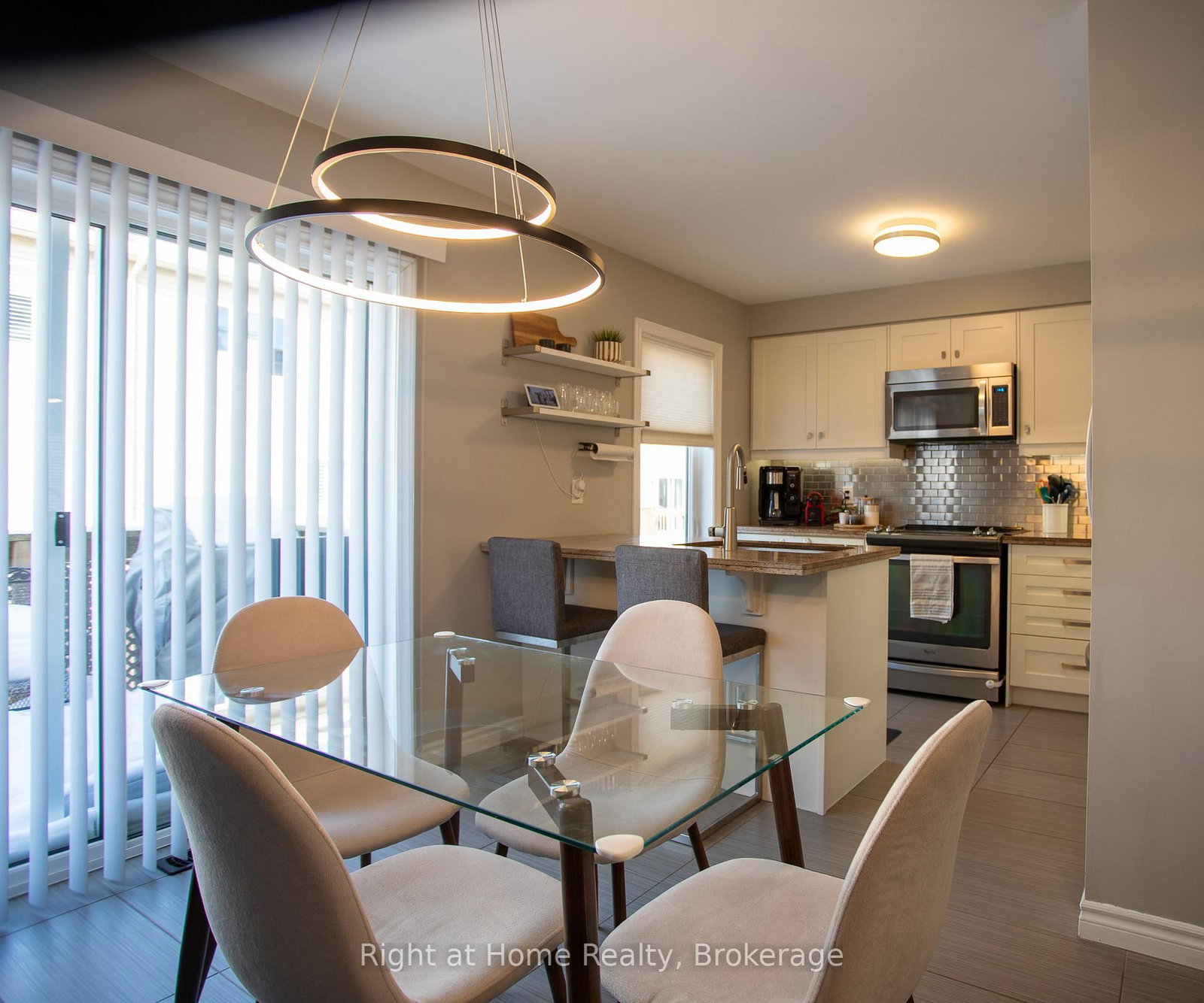 18 England Terrace - Photo 6