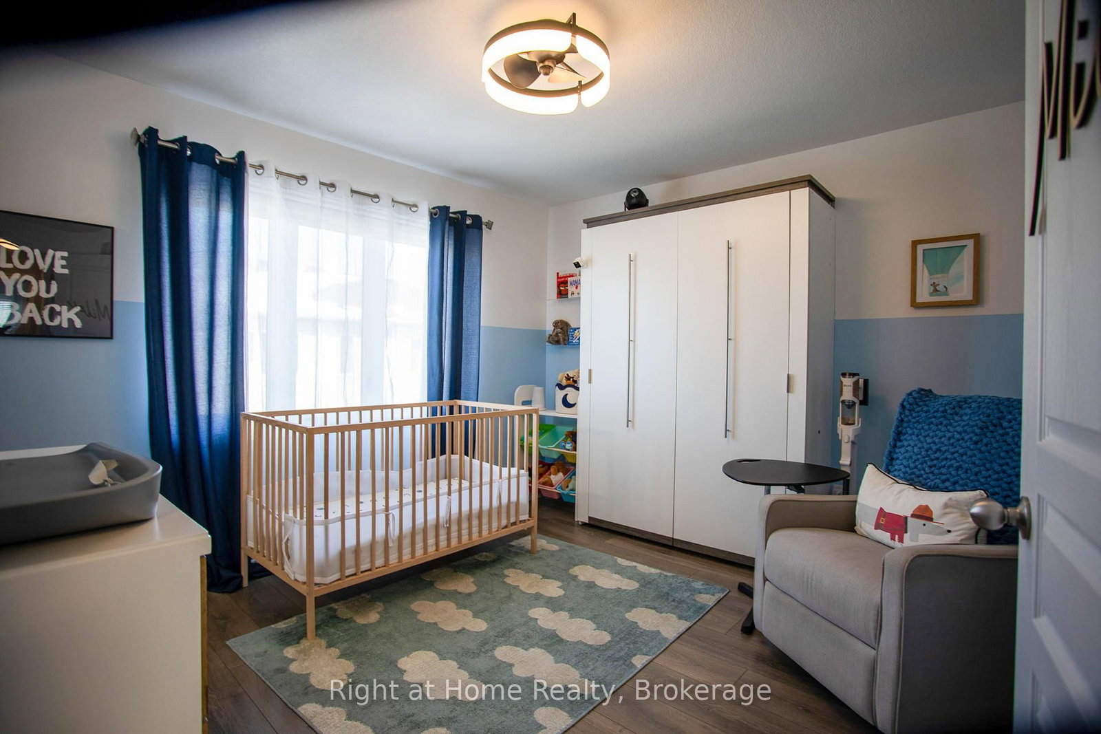 18 England Terrace - Photo 8