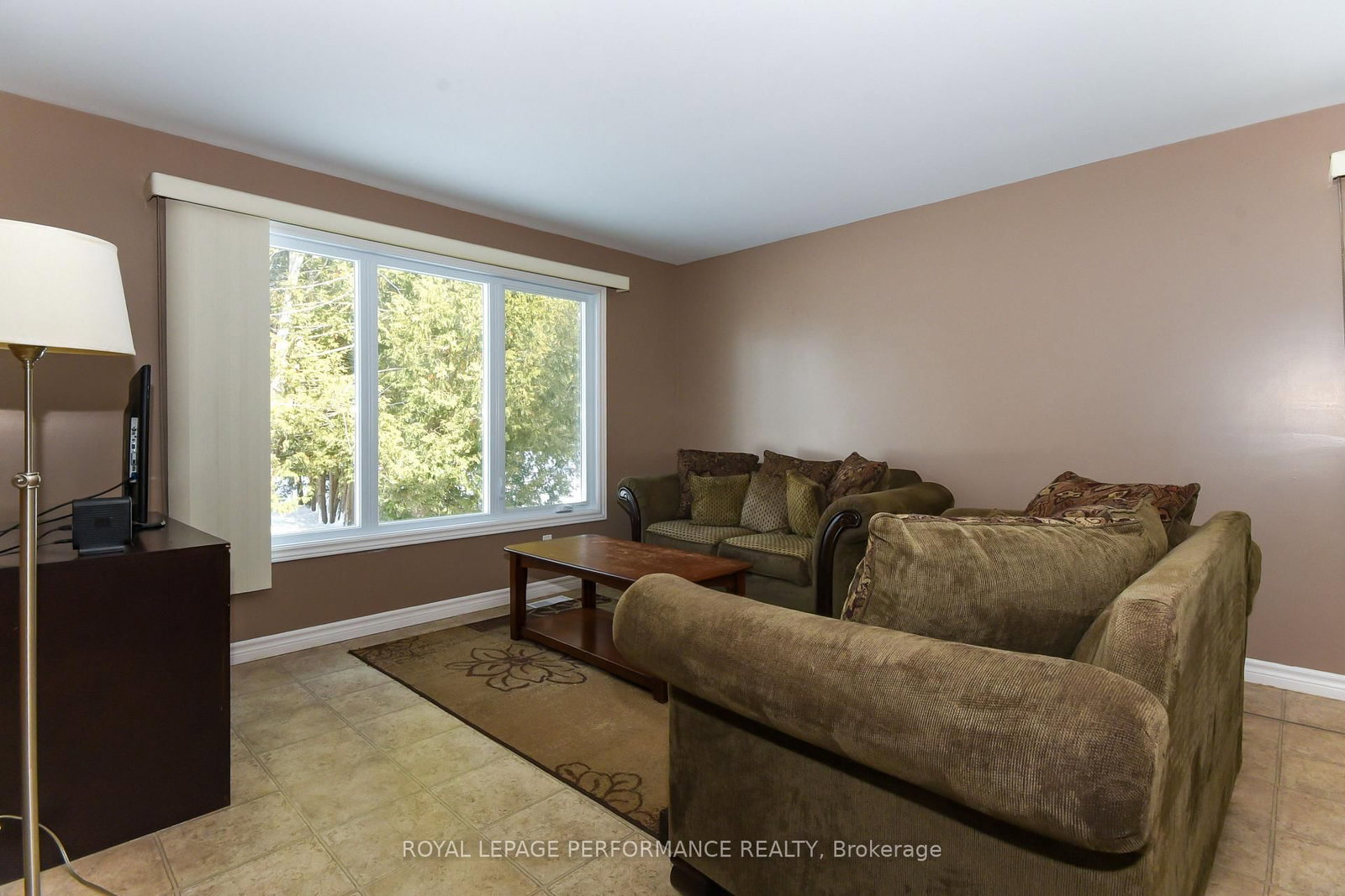 35 Cloverloft Court • Stittsville, ON photo 19