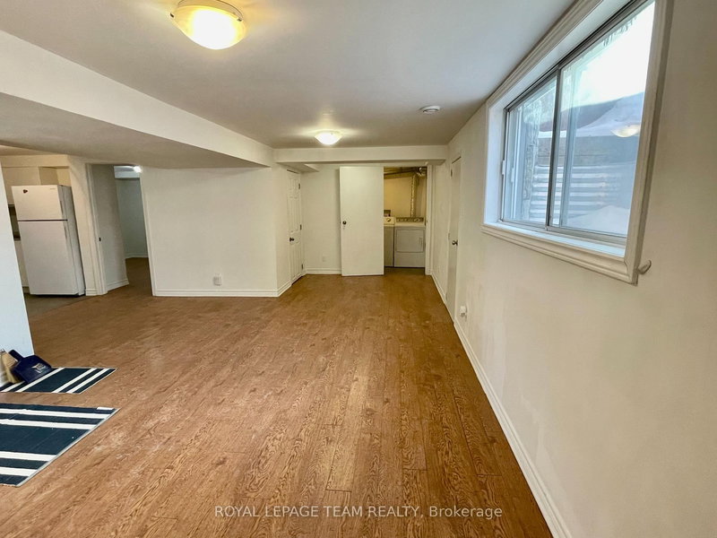 2 - 1627 Chaucer Ave, Ottawa, K1G 0R7 | Image 3