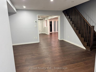 88 West Glen Avenue, Hamilton, Ontario image-0-4