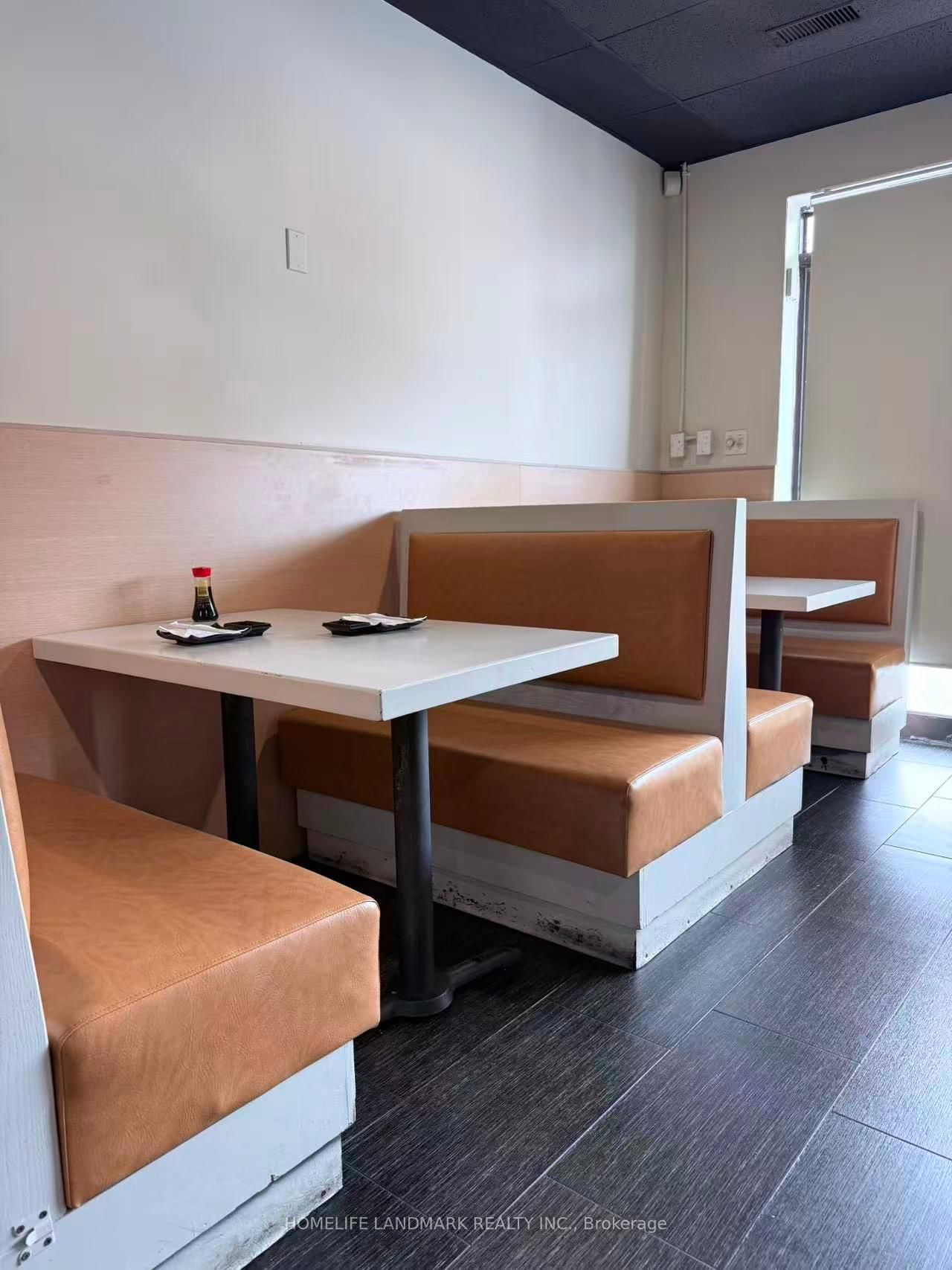 43 Main Street E - Photo 8