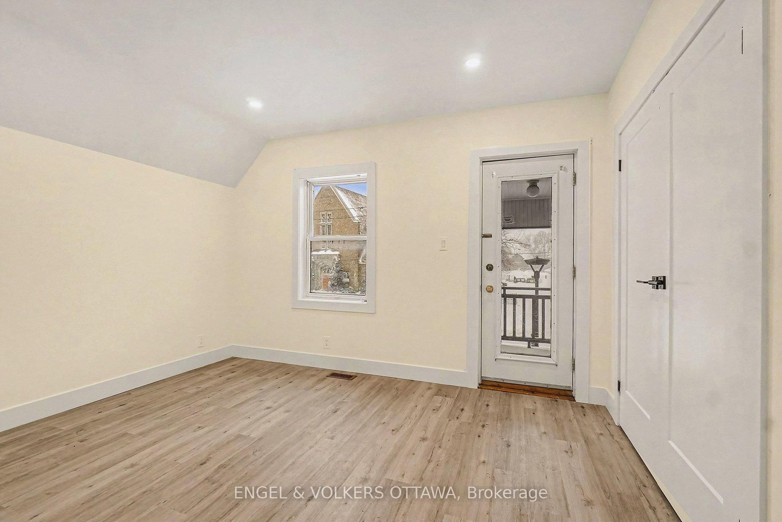 97 Main Street, Unit 2 - Photo 3