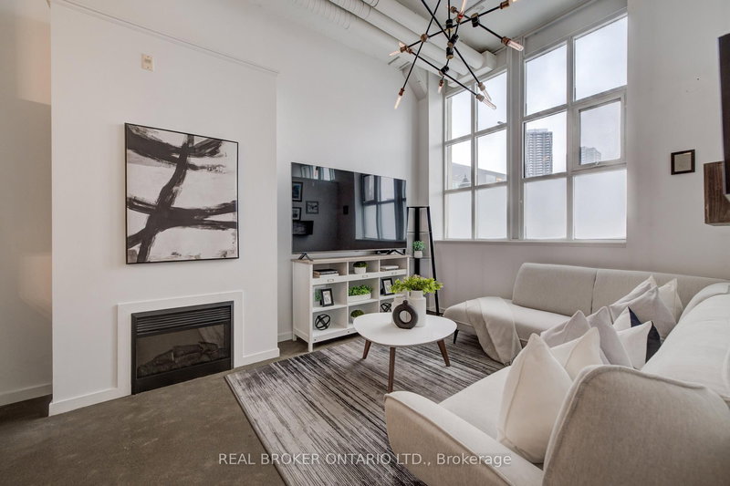 126 - 410 King St W, Kitchener, N2G 1C3 | Image 2