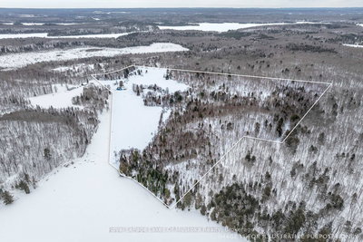 2245 Ahmic Lake Road, Magnetawan, Ontario image-0-1