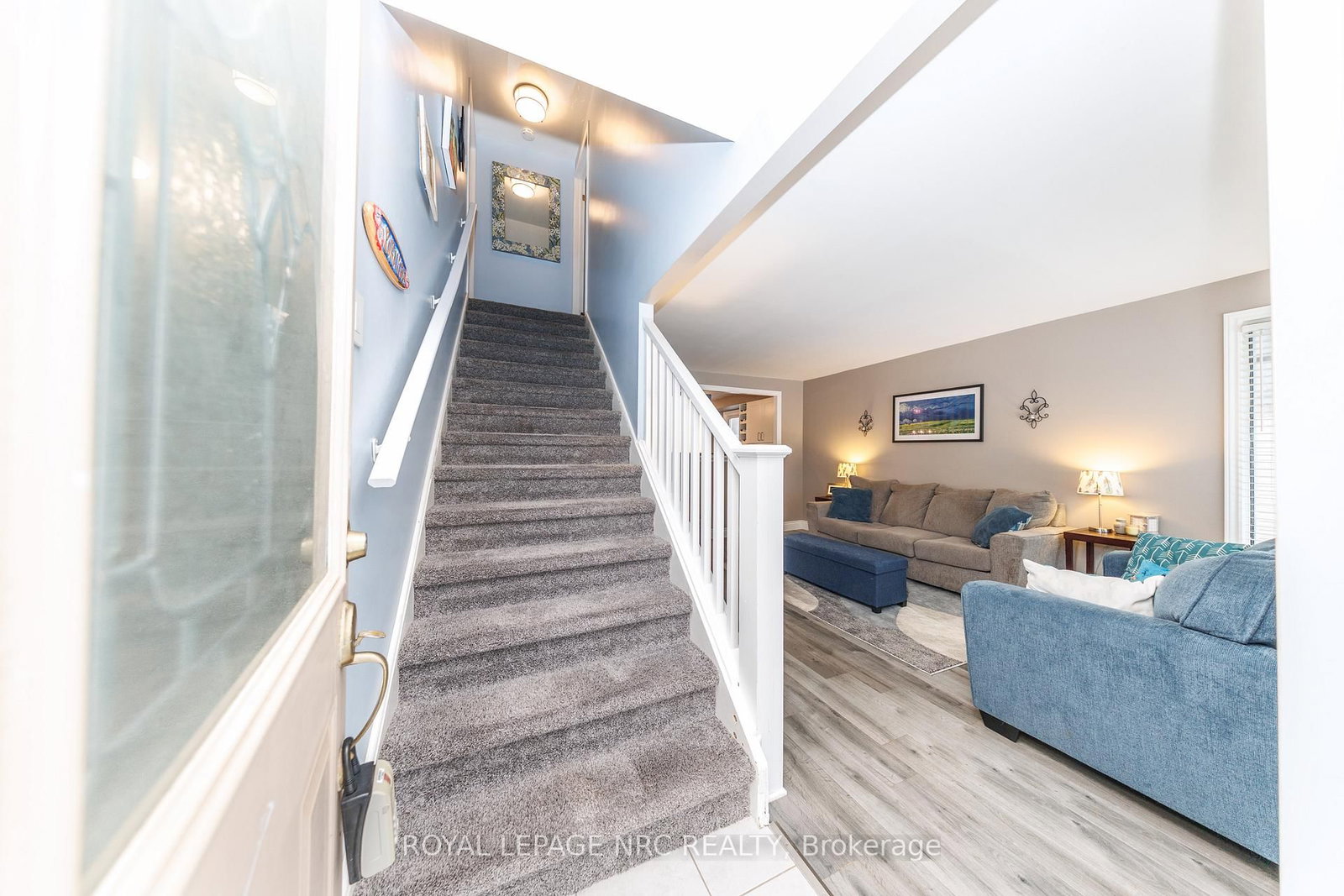 Detached House for sale at 40 Shakespeare Avenue, St. Catharines, Ontario, L2R 6M6 - Haig - MLS: X12813496