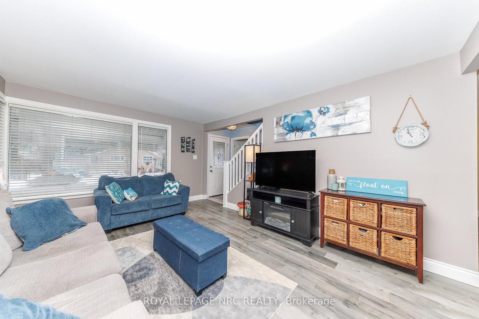 Detached House for sale at 40 Shakespeare Avenue, St. Catharines, Ontario, L2R 6M6 - Haig - MLS: X12813496