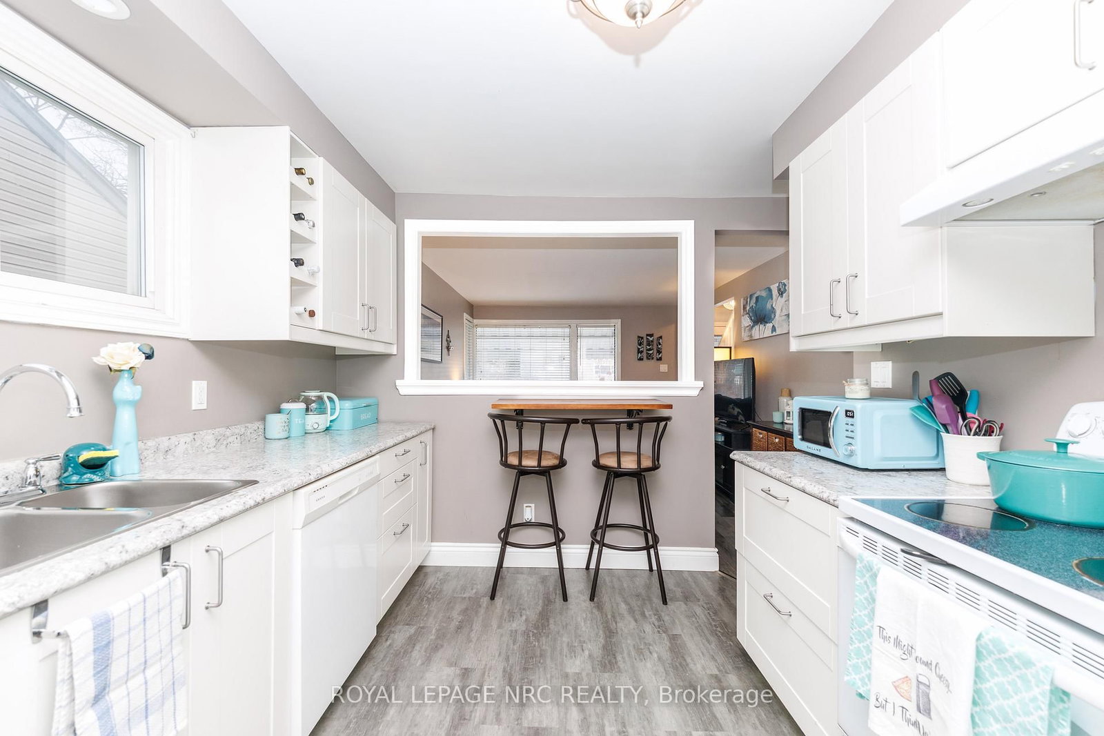 Detached House for sale at 40 Shakespeare Avenue, St. Catharines, Ontario, L2R 6M6 - Haig - MLS: X12813496