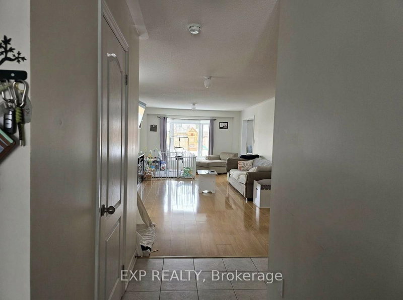 395 Krotz St W, North Perth, N4W 0H8 | Image 3