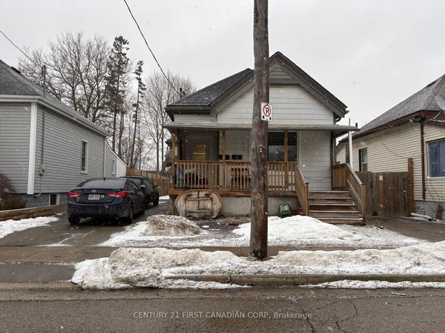 Upper - 8 Rosewood Avenue