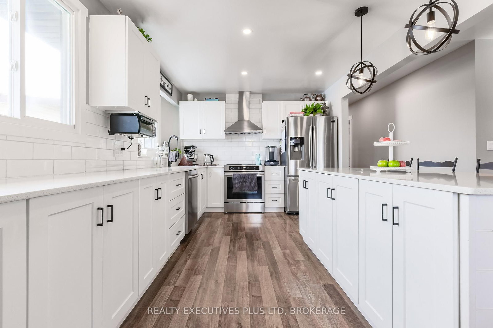 Detached House for sale at 363 Emerick Avenue, Fort Erie, Ontario, L2A 2W8 - Central - MLS: X12814248