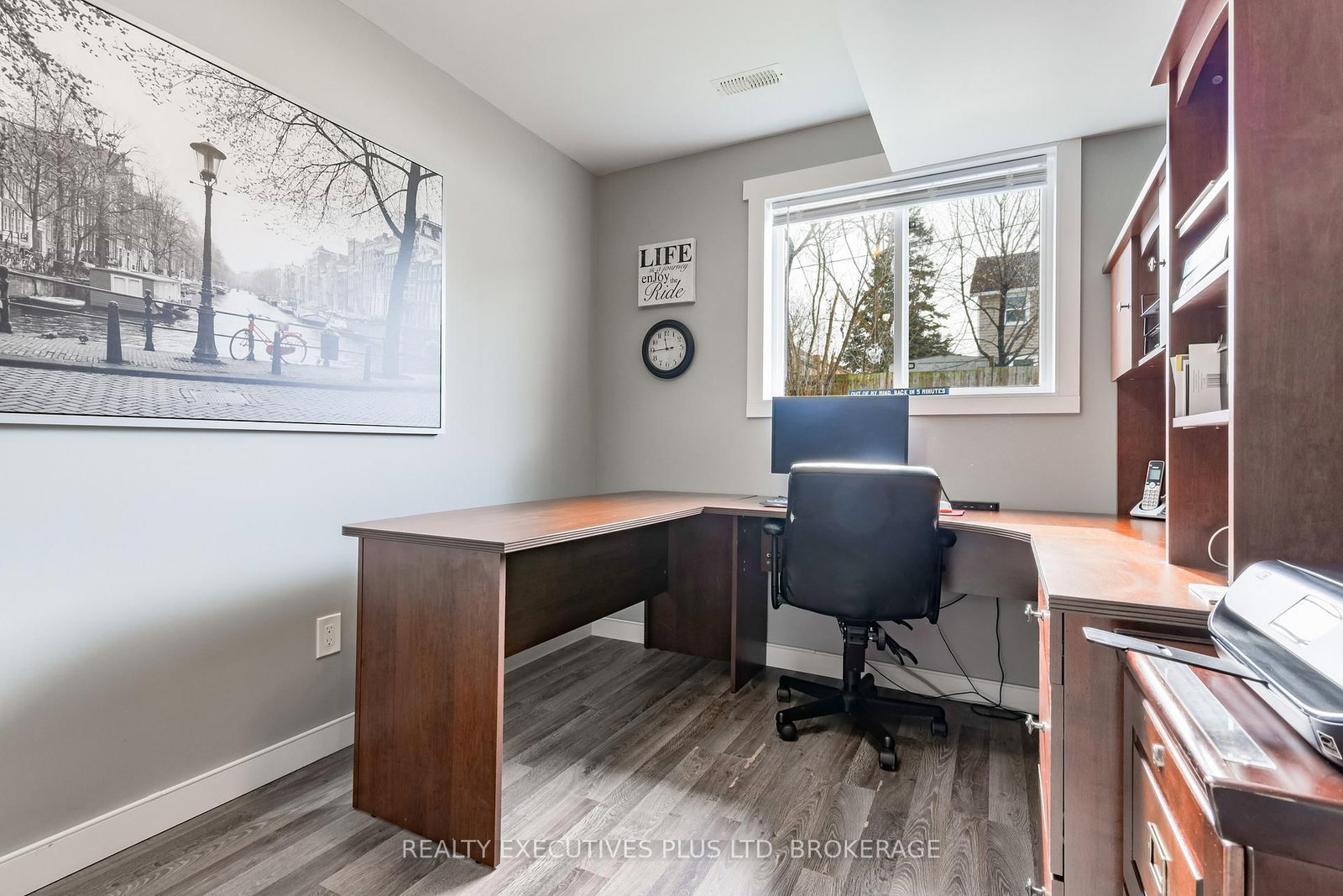 Detached House for sale at 363 Emerick Avenue, Fort Erie, Ontario, L2A 2W8 - Central - MLS: X12814248