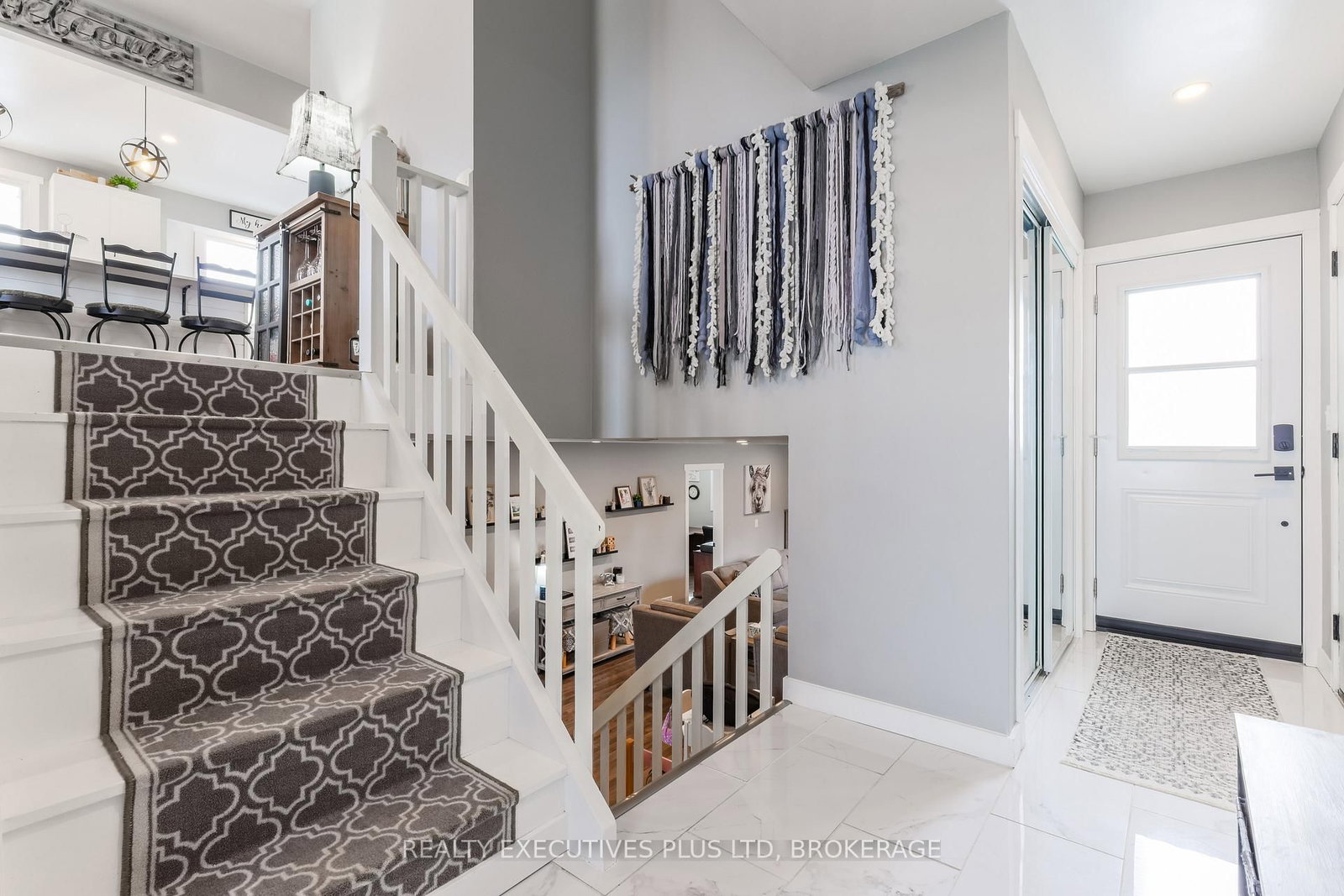 Detached House for sale at 363 Emerick Avenue, Fort Erie, Ontario, L2A 2W8 - Central - MLS: X12814248