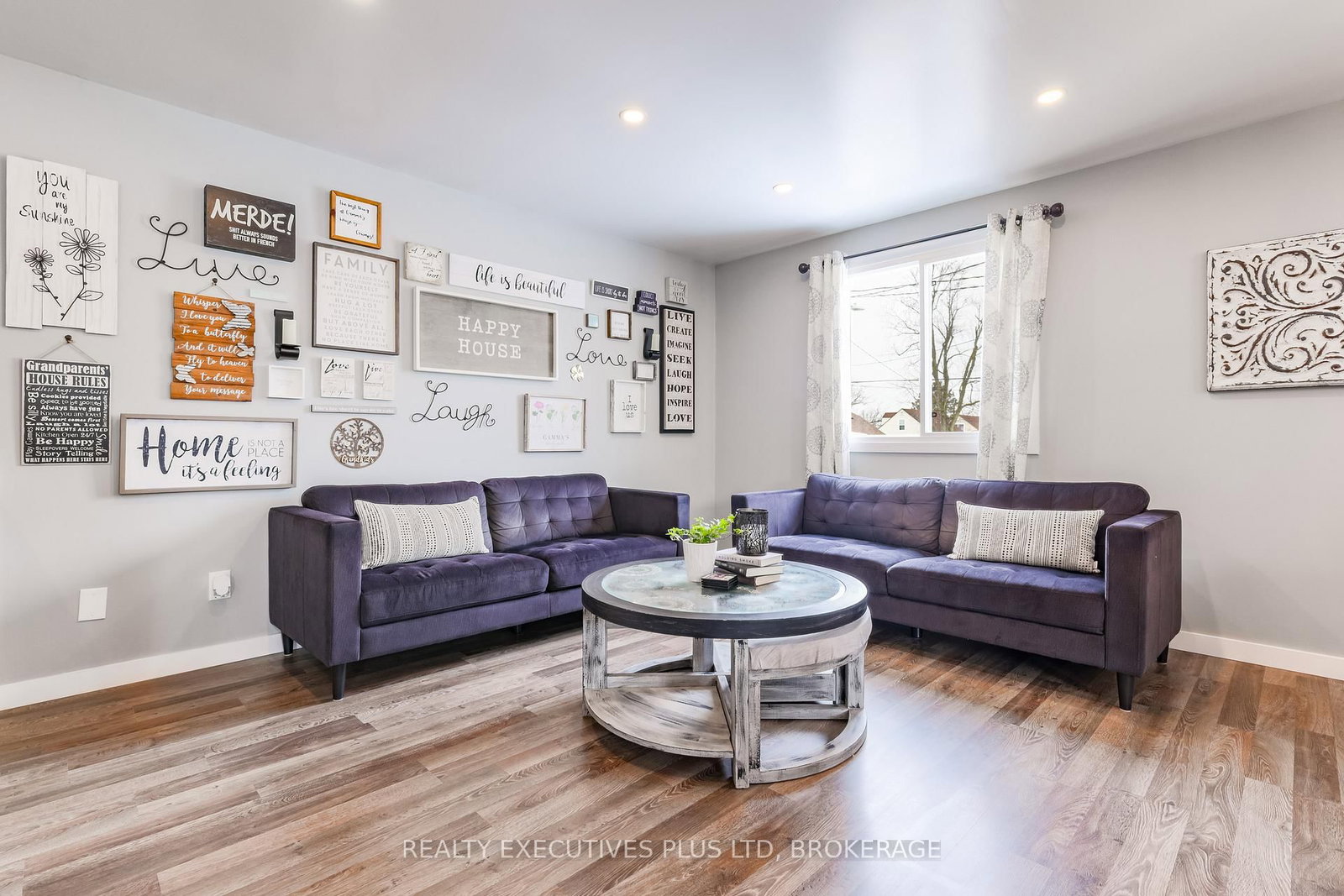 Detached House for sale at 363 Emerick Avenue, Fort Erie, Ontario, L2A 2W8 - Central - MLS: X12814248