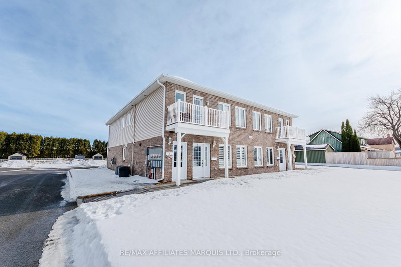 1107 Gretchen Crt, Cornwall, K6H 6T2 | Image 2