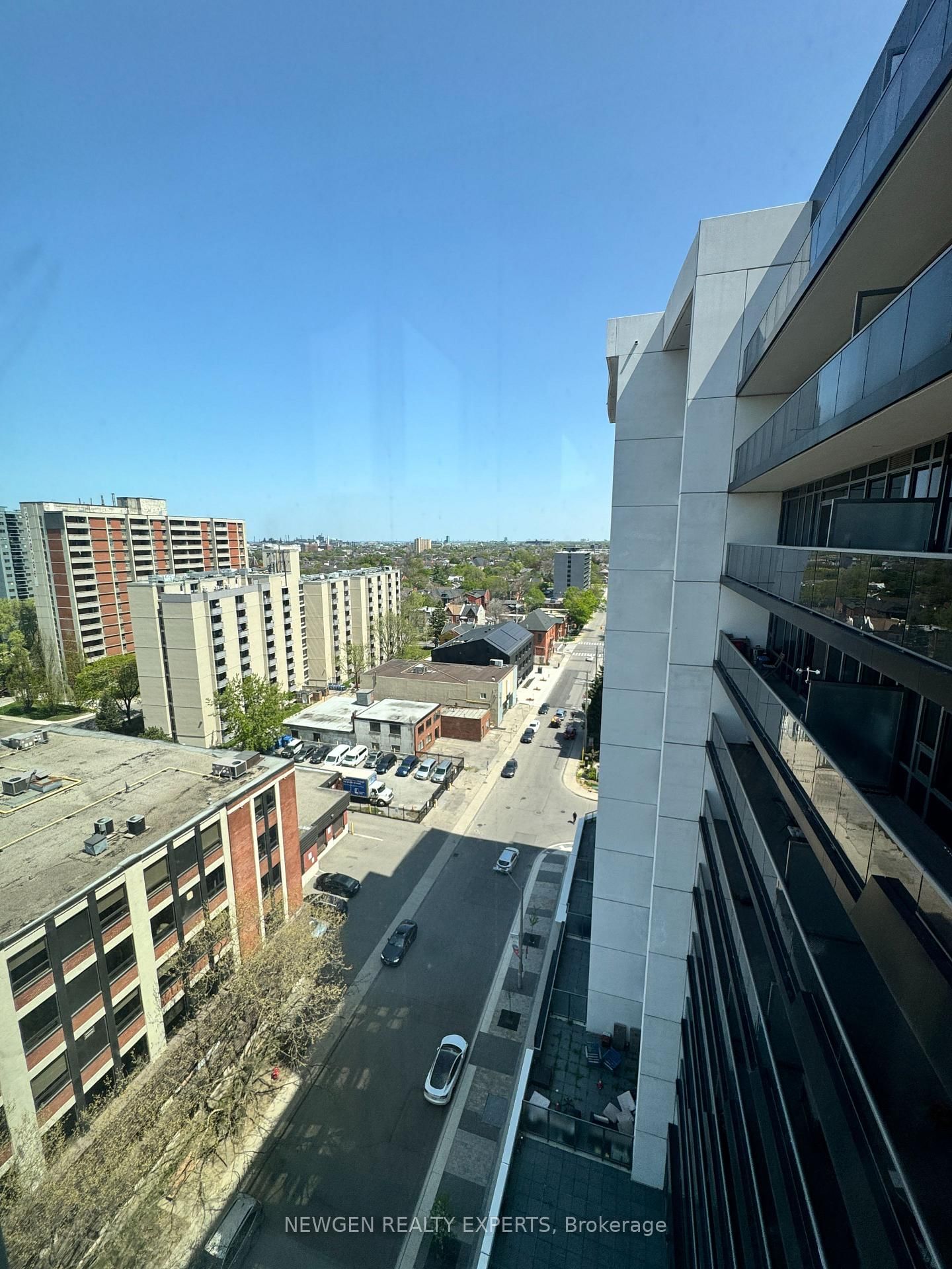 Condo for sale at 1220-212 King William Street, Hamilton, Ontario, L8R 0A7 - Beasley - MLS: X12814956