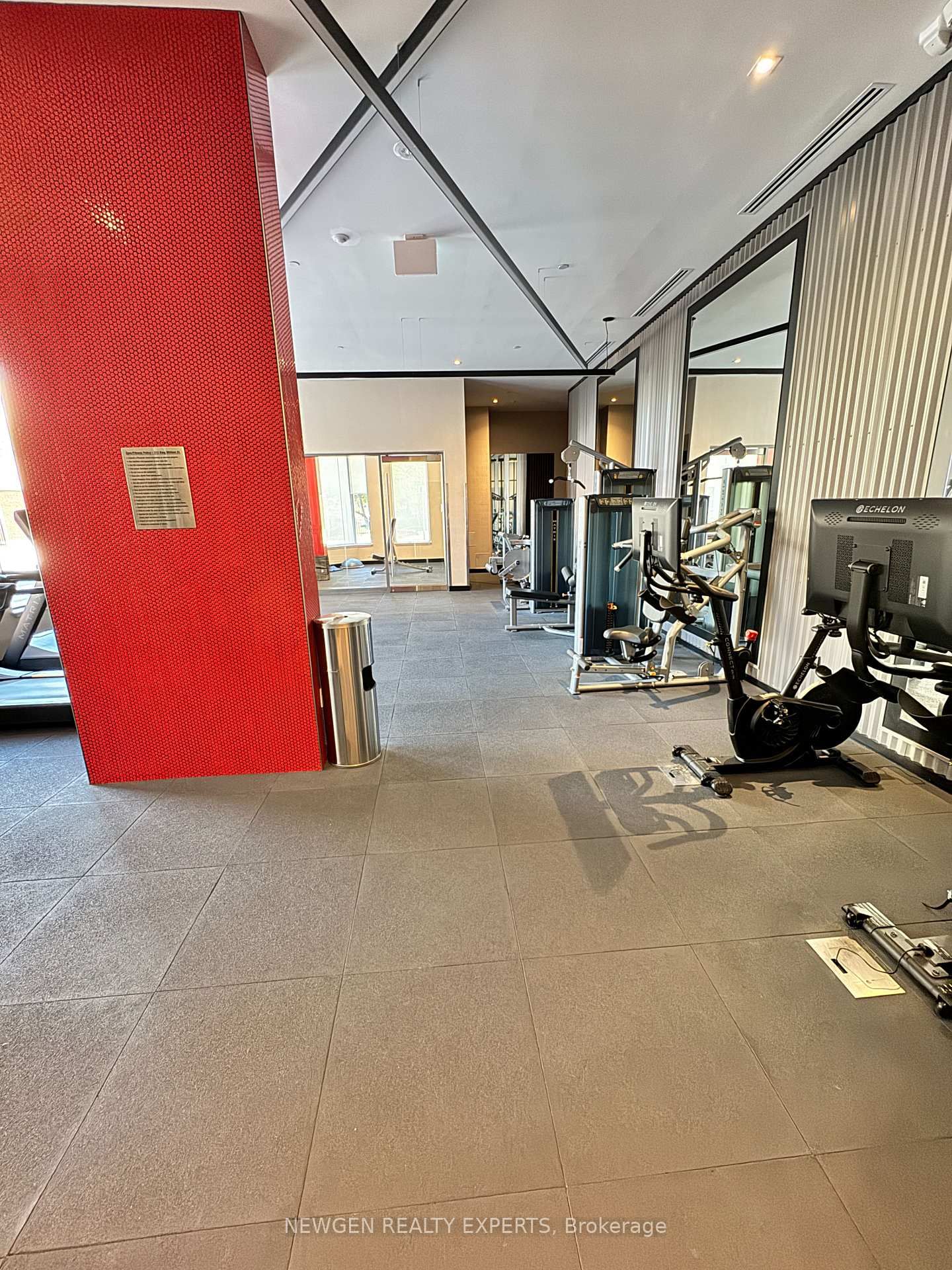 Condo for sale at 1220-212 King William Street, Hamilton, Ontario, L8R 0A7 - Beasley - MLS: X12814956