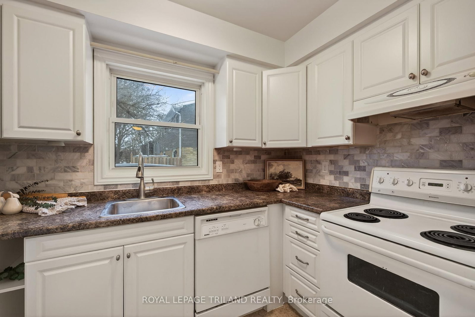 Townhouse for sale at 29-470 Second Street, London East, Ontario, N5V 3X4 - East H - MLS: X12815620