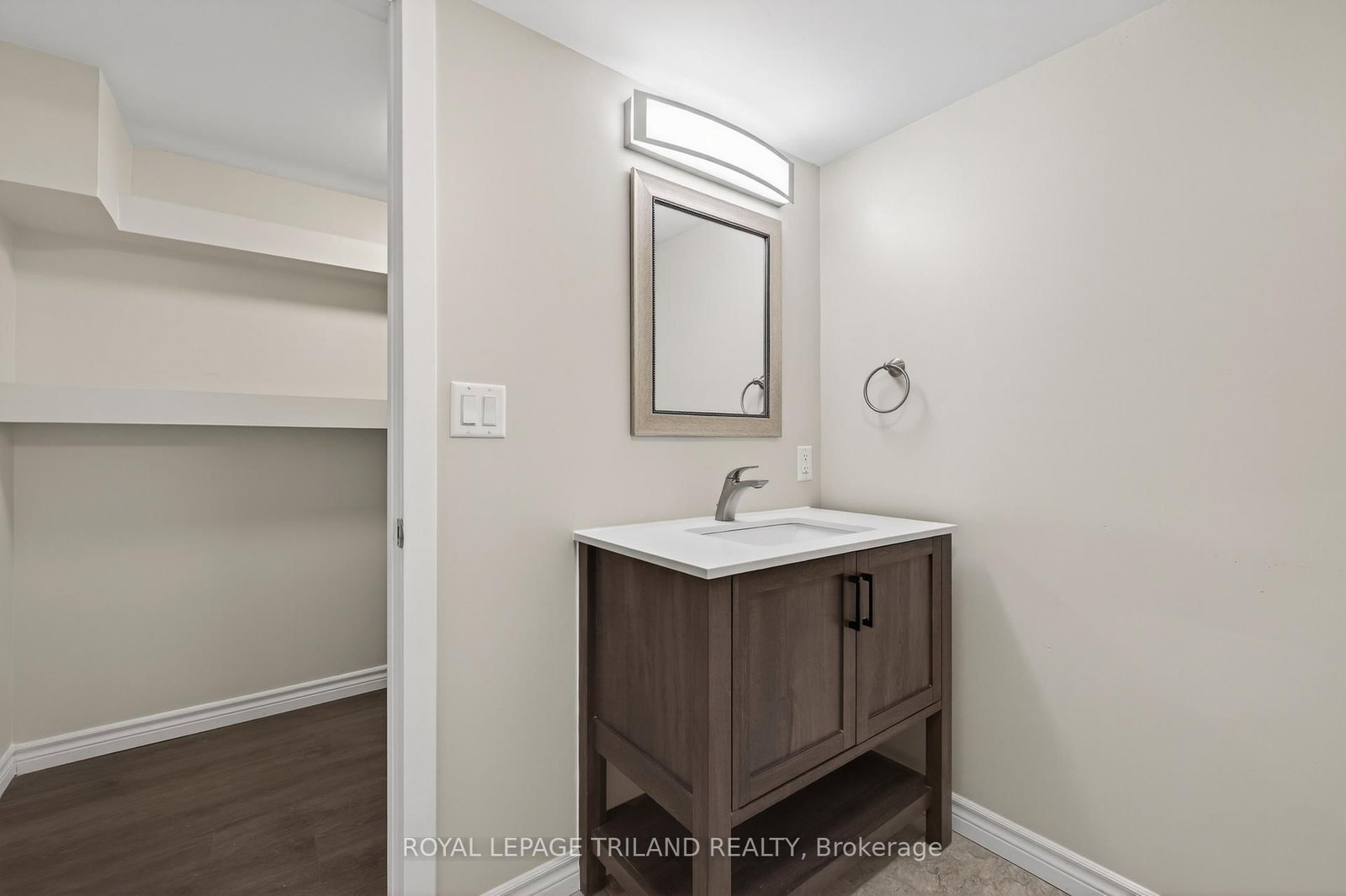 Townhouse for sale at 29-470 Second Street, London East, Ontario, N5V 3X4 - East H - MLS: X12815620