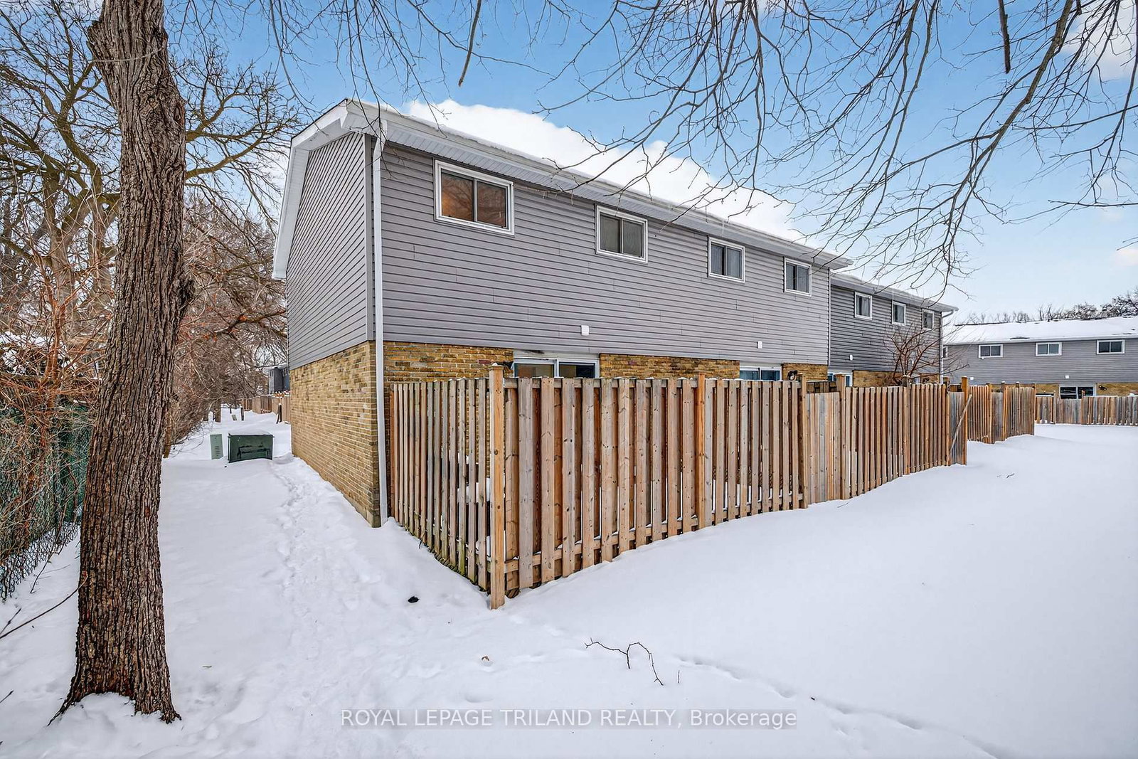 Townhouse for sale at 29-470 Second Street, London East, Ontario, N5V 3X4 - East H - MLS: X12815620