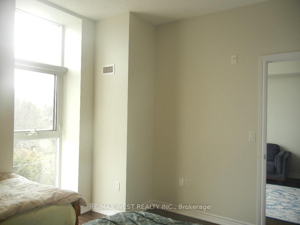 Condo for sale at 406-427 Aberdeen Avenue, Hamilton, Ontario, L8P 2S4 - Kirkendall - MLS: X12815934