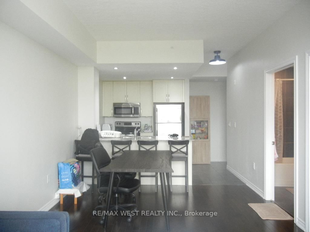 Condo for sale at 406-427 Aberdeen Avenue, Hamilton, Ontario, L8P 2S4 - Kirkendall - MLS: X12815934