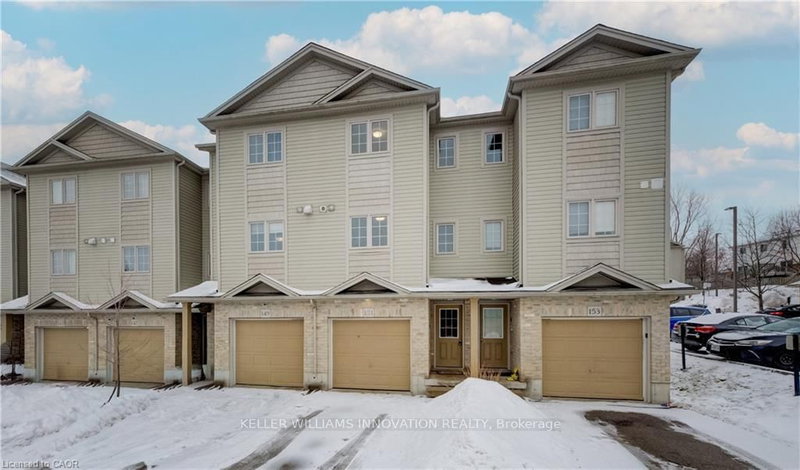 151 Highland Cres, Kitchener, N2M 0A1 | Image 2