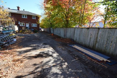 348 Woodroffe Avenue — photo 3