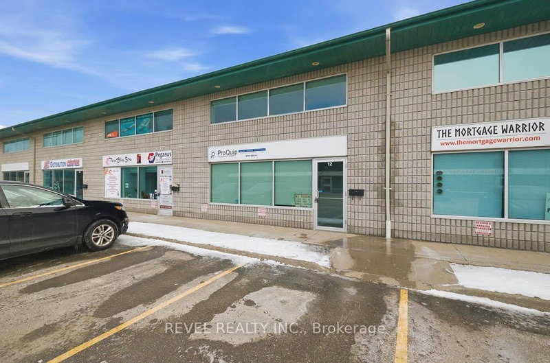 12-Upper, - 45 Dalkeith Dr, Brantford, N3P 1M1 | Image 2