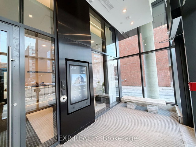 317 - 10 JAMES Street