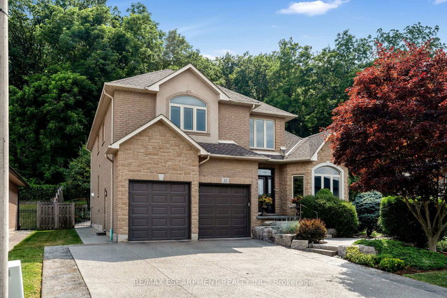 22 Shadeland Crescent