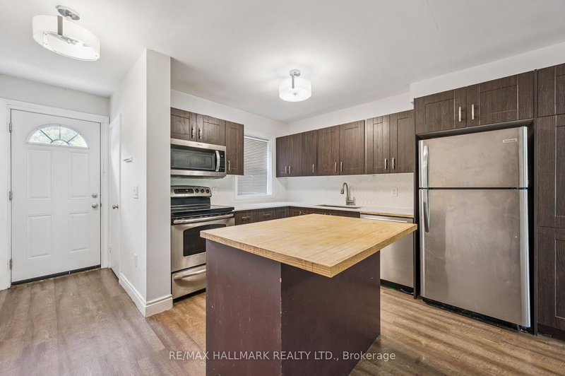 25 - 288 Westcourt Pl, Waterloo, N2L 2R7 | Image 2